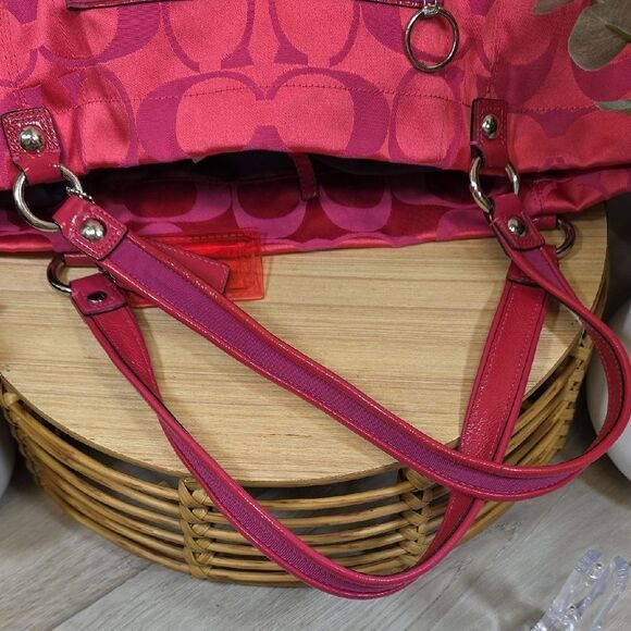 Coach RARE Poppy Bella Tote and Wallet Set - Picture 9 of 15